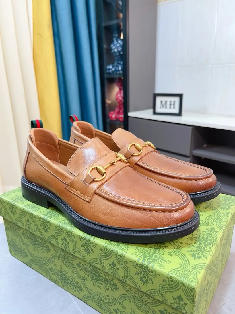 Men's shoes 💰500🌹🌹[GUCCI Gucci] A new style of formal men's leather shoes is coming ~ The original quality upper is made of Italian cowhide➕The leather is soft and delicate, comfortable and soft. The top layer of genuine leather, rubber wear-resistant outsole, the shoe shape is dignified and domineering, and the luxury charm is not concealed! The natural and free nouveau riche leads the trend. Code number: 38-44